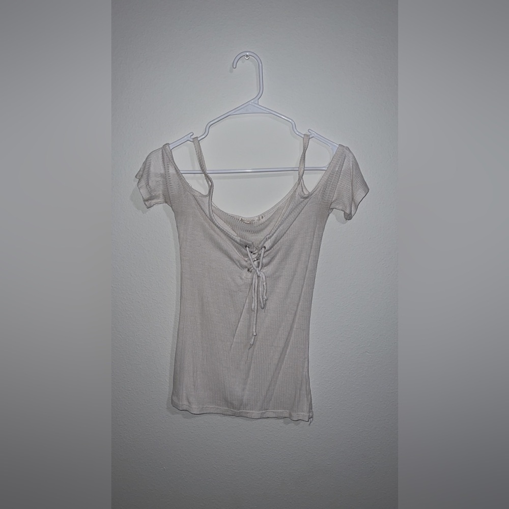 Off shoulder shirt
